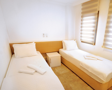 Suite Oda - Kara Manzaralı, Balkonlu